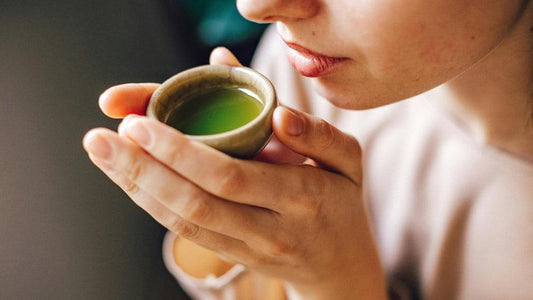 Quel est le goût du matcha ? Découvrez toutes ses saveurs !